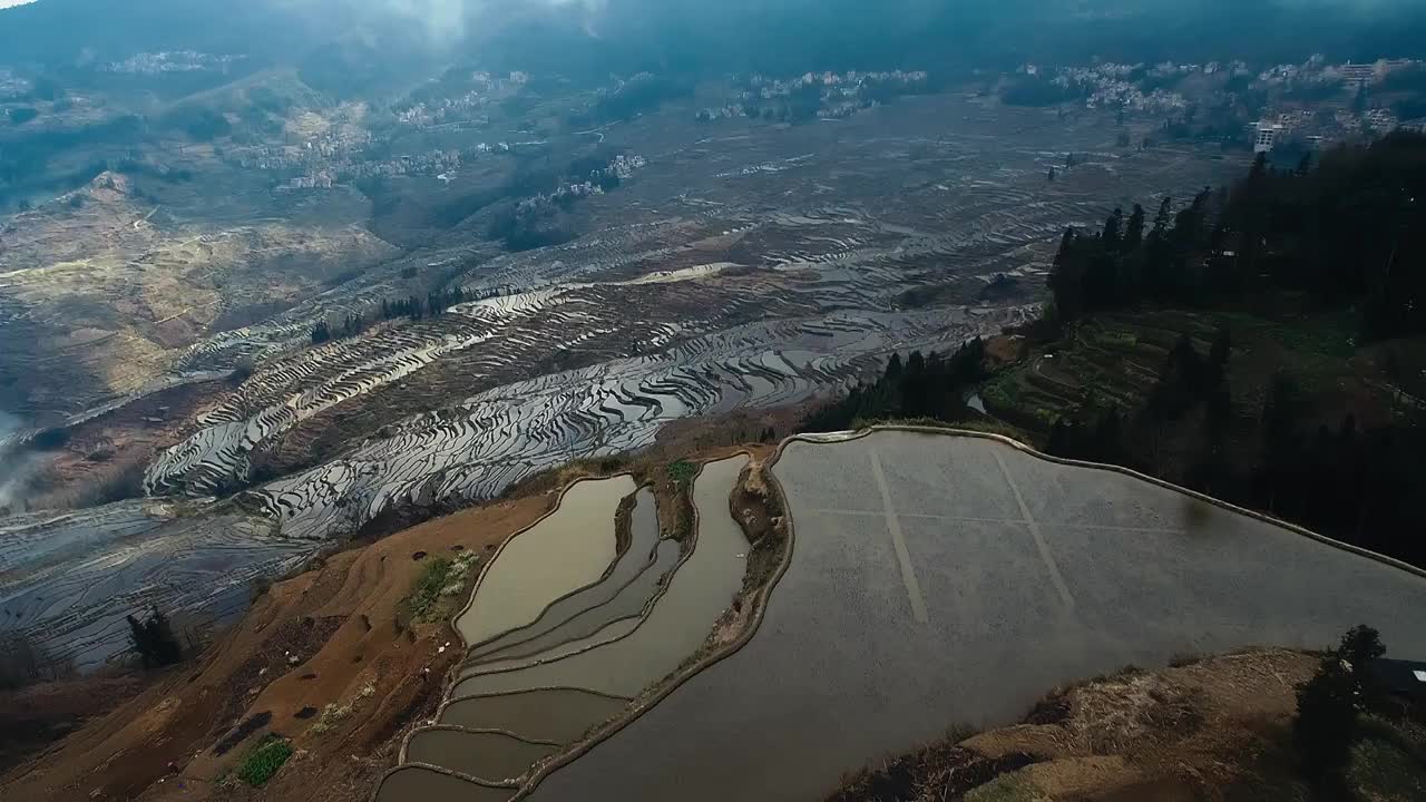 航拍云南省红河州元阳哈尼梯田视频素材