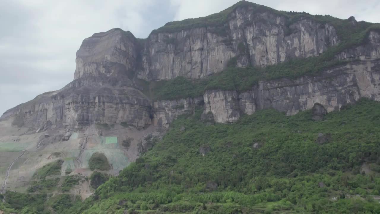 重庆南川金佛山178环线头渡镇甑子岩视频素材