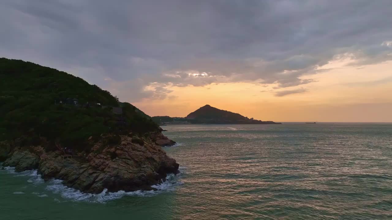 航拍连云港连岛风景区大沙湾苏马湾海岛视频素材