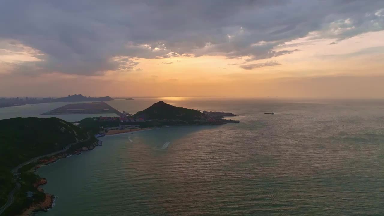 航拍连云港连岛风景区大沙湾苏马湾海岛视频素材