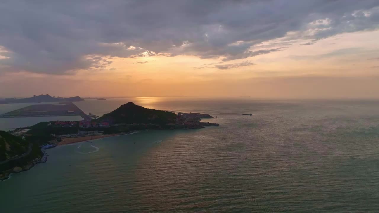 航拍连云港连岛风景区大沙湾苏马湾海岛视频素材