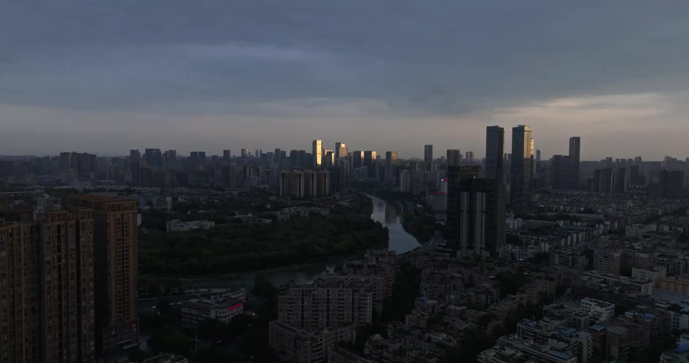 航拍夏日早晨成都日出都市风景视频素材