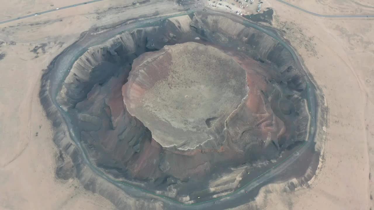 内蒙古乌兰哈达火山群6号火山南炼丹炉视频素材