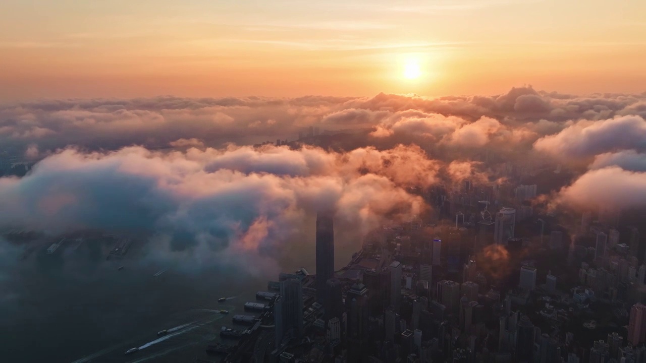 云下的香港维多利亚港视频素材