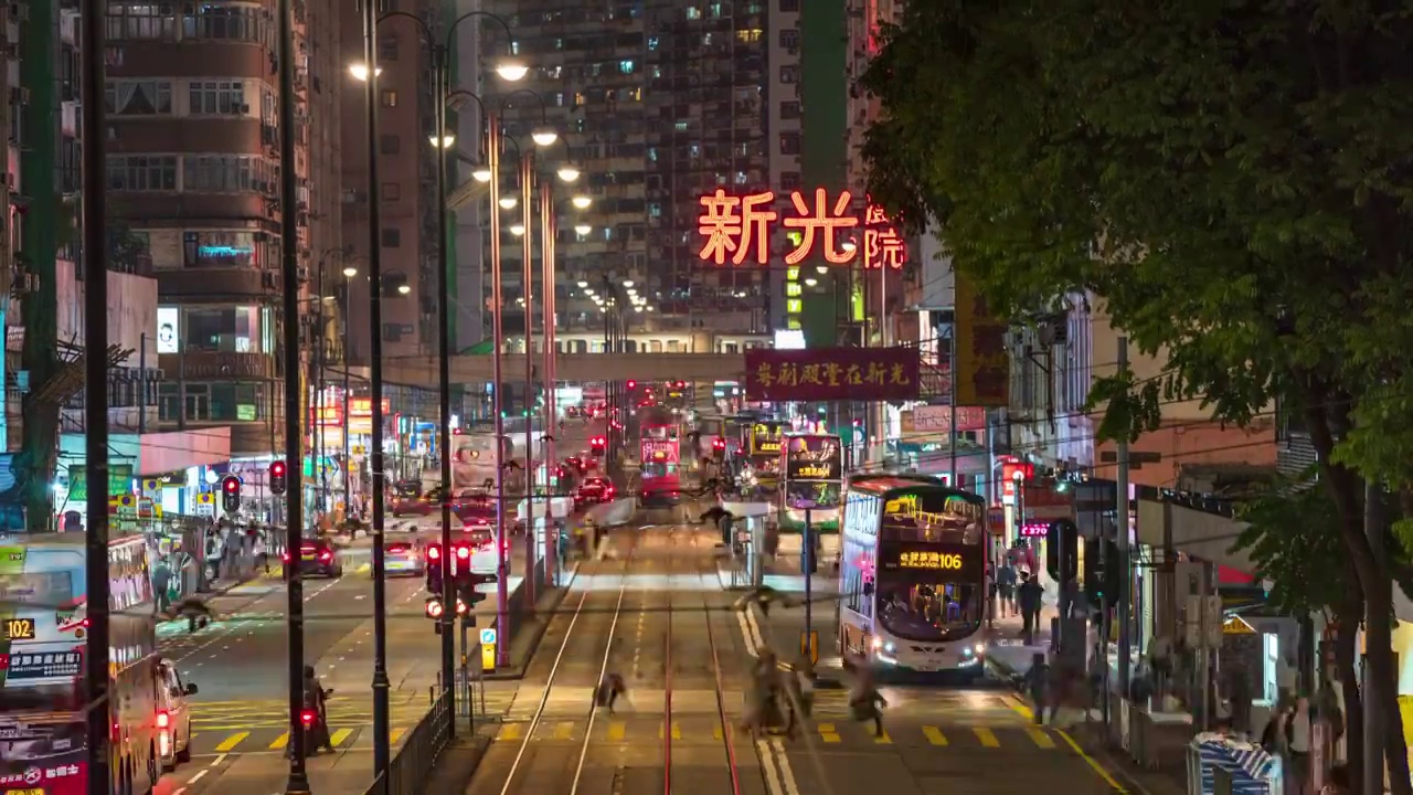 香港北角市区电车交通夜景延迟视频素材