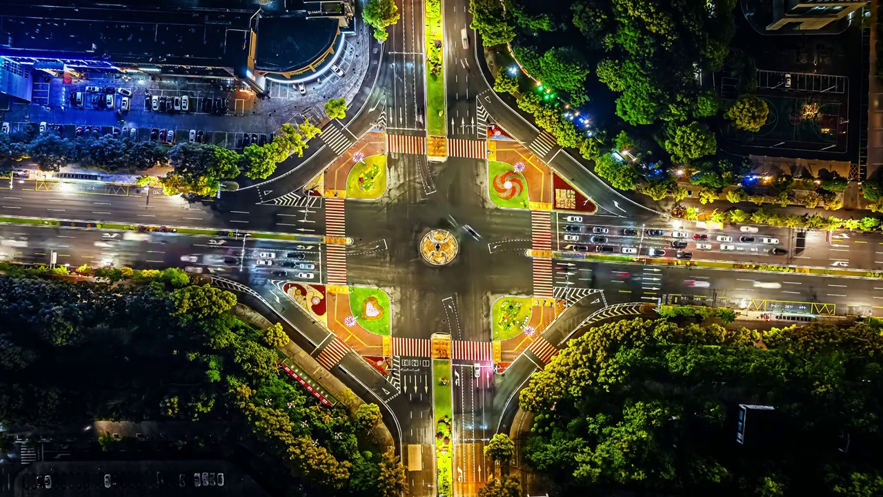 航拍中国繁忙的高速公路夜景视频素材