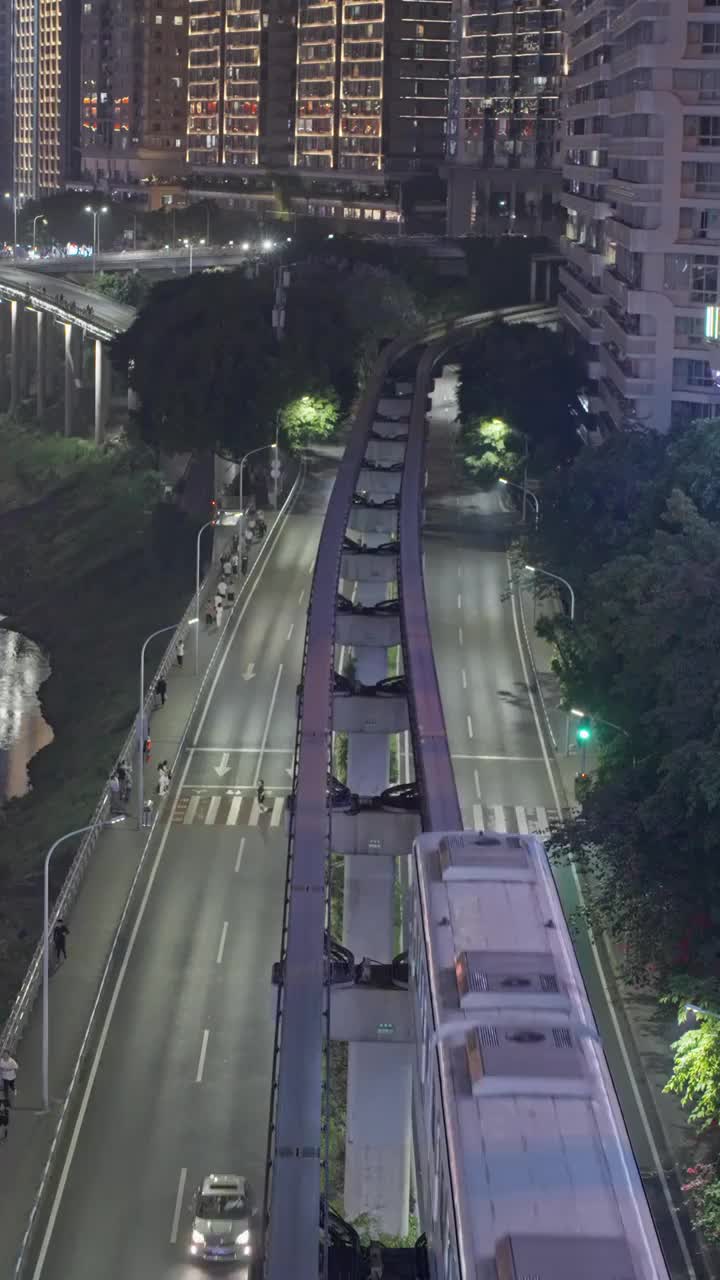 重庆轻轨立体交通长江夜景视频素材