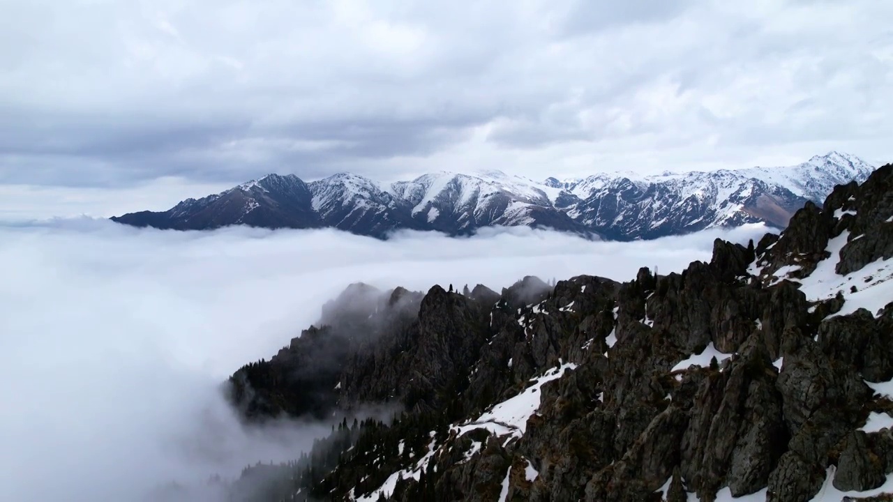 新疆,天山天池,博格达峰,马牙山观景台视频下载