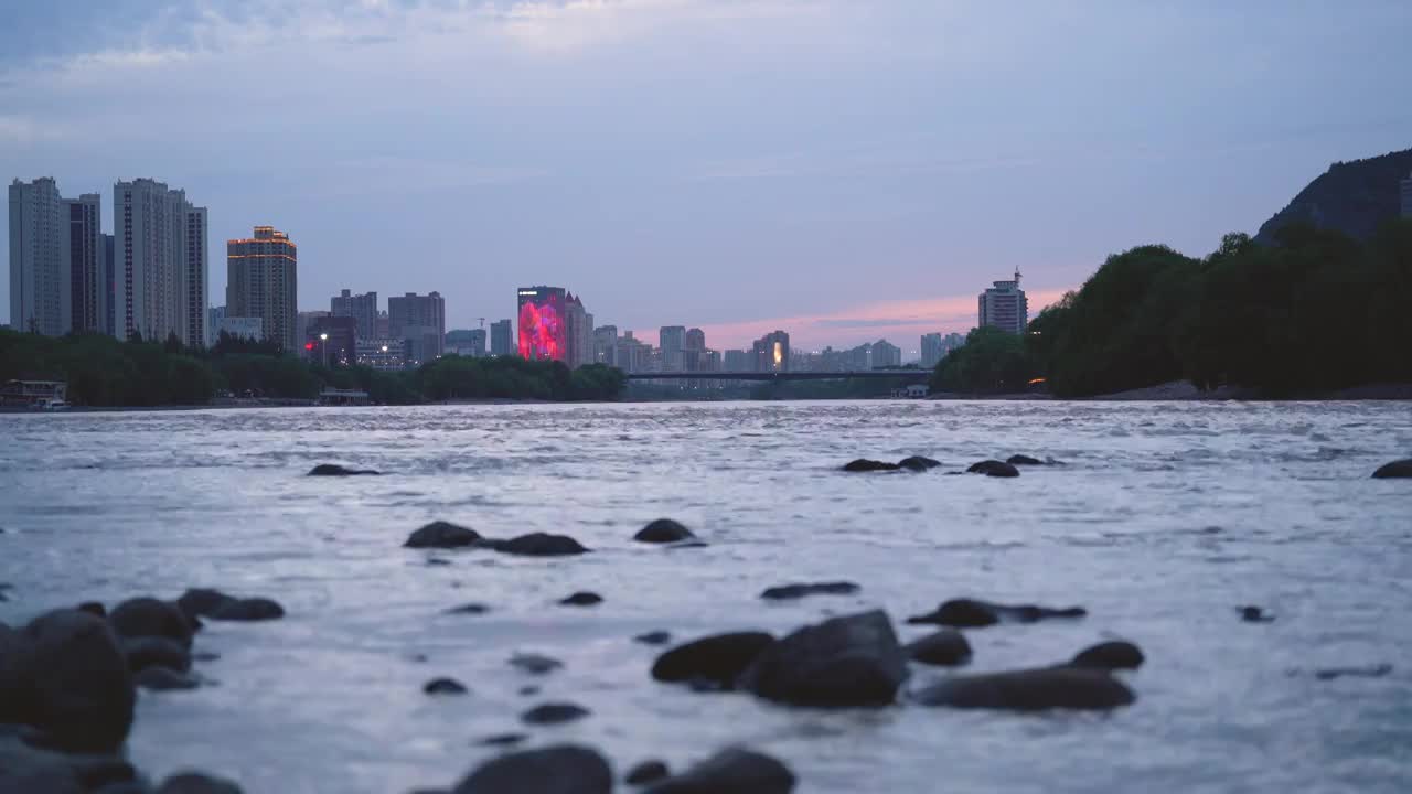 兰州傍晚黄河城市风光视频素材