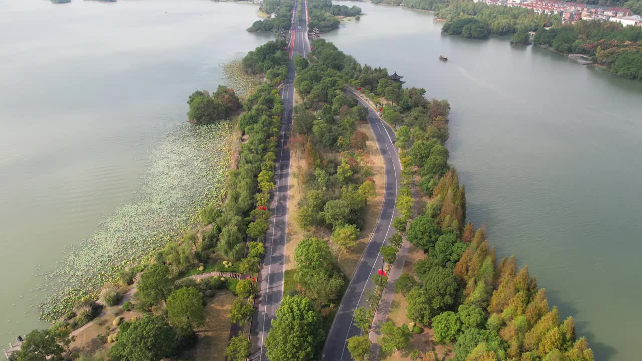 杭州湘湖景区初秋自然风光航拍视频素材