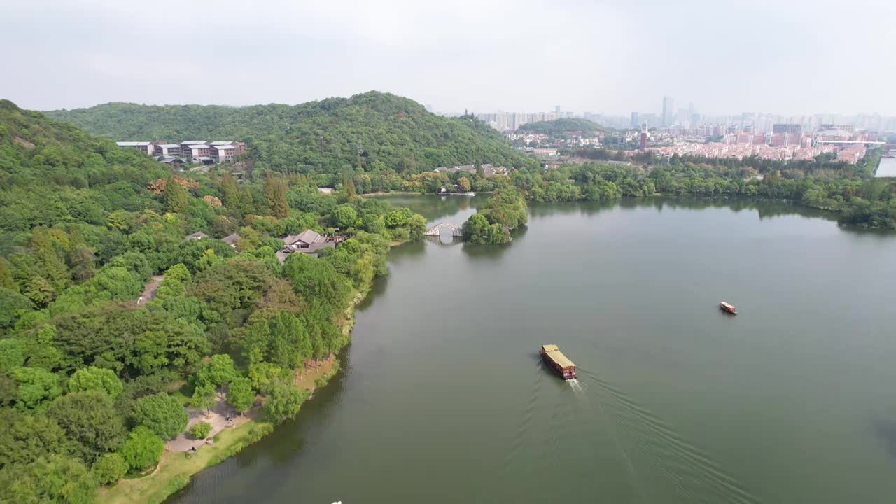 杭州湘湖景区初秋自然风光航拍视频素材