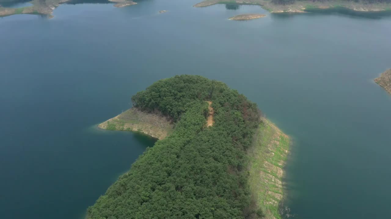 航拍丹江口水库美景20230530视频下载