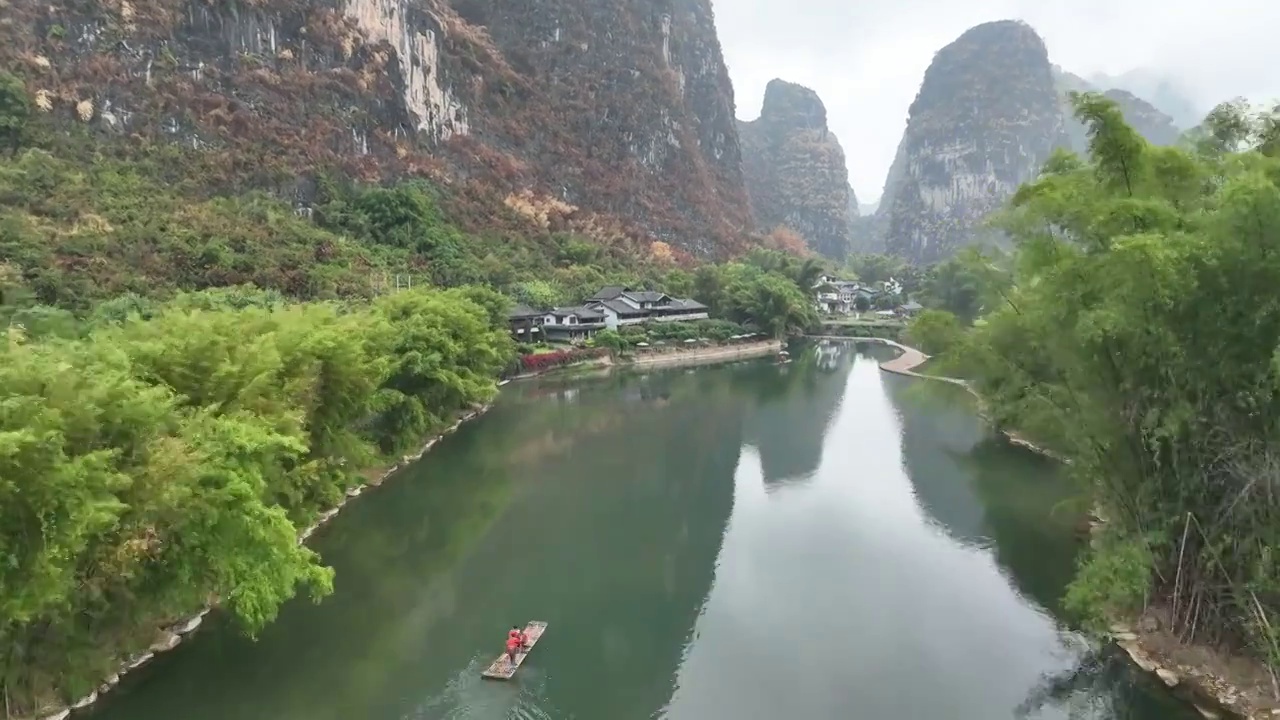 桂林阳朔漓江遇龙河漂流风光航拍视频素材