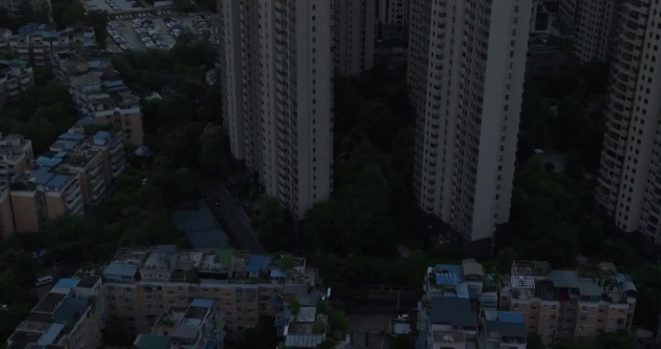 航拍夏日早晨成都日出都市风景视频素材