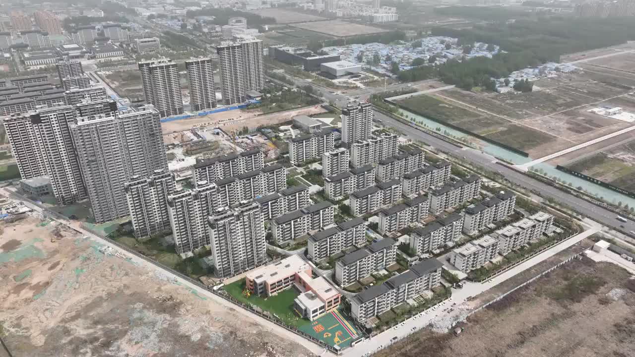 中国山东菏泽市广州路壹号院楼盘航拍视频素材