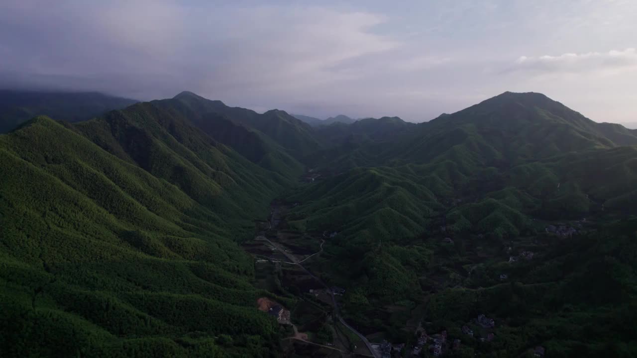 浙江湖州安吉 连绵高山 航拍视频素材