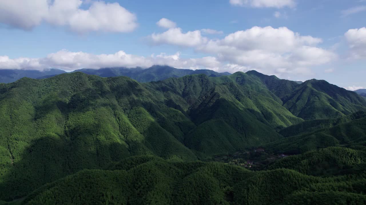 浙江湖州安吉 连绵高山 航拍视频素材