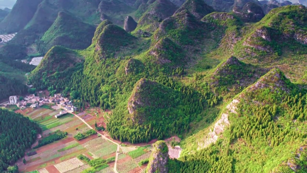 十里坪山峰视频素材