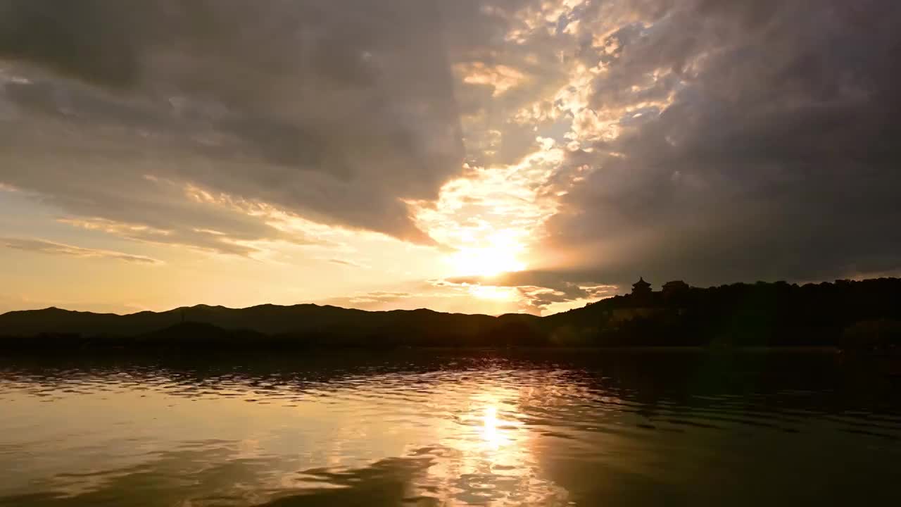 北京皇家园林颐和园夕阳落日晚霞延时视频素材