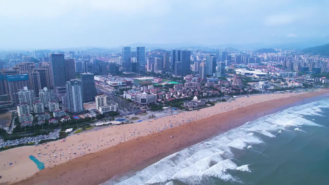 青岛石老人海滨浴场航拍视频素材