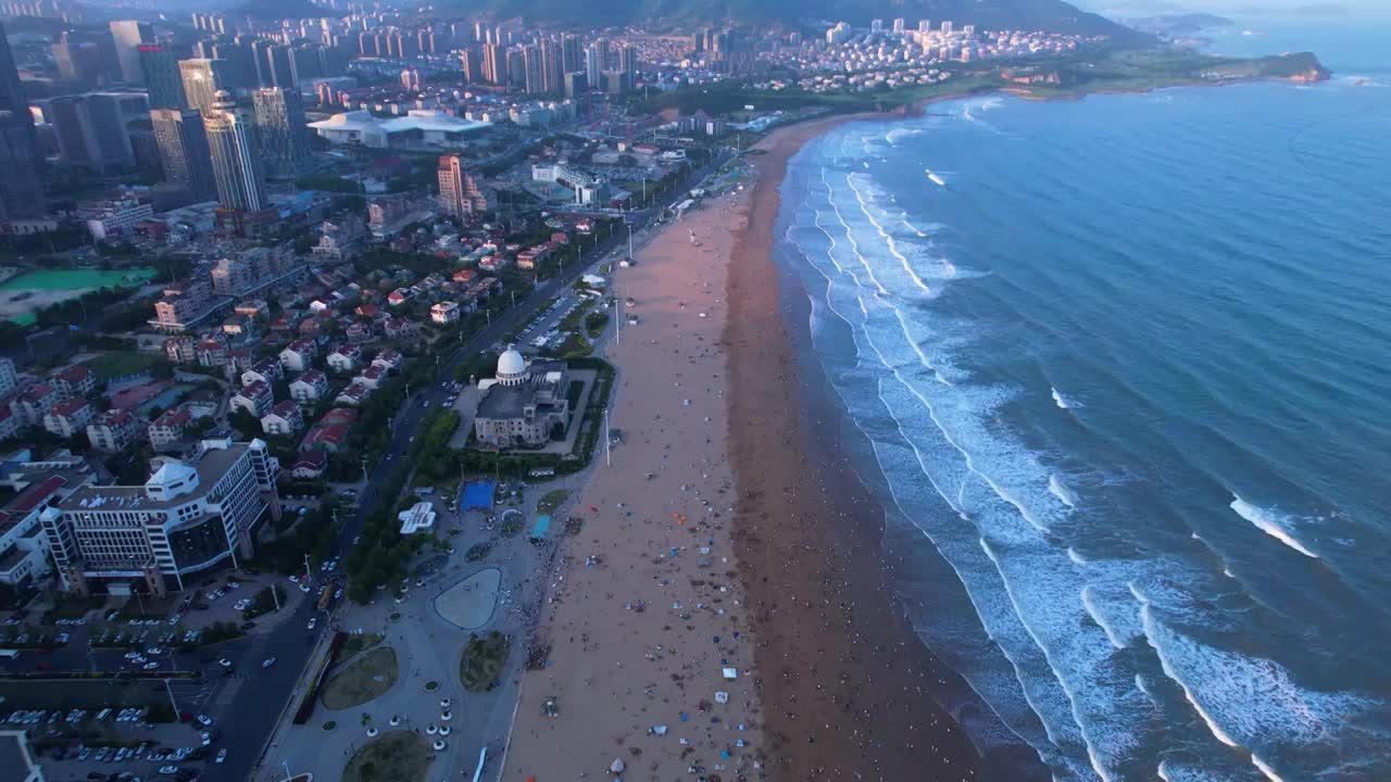 青岛石老人海滨浴场航拍视频素材