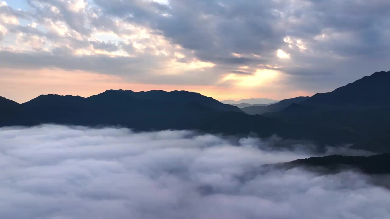 日出云海航拍视频素材