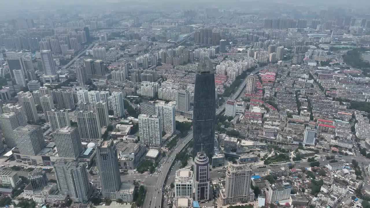 中国山东济南绿地中心城市天际线视频素材