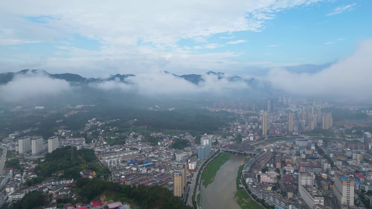 航拍中国安徽省安庆市岳西县云雾风光视频素材