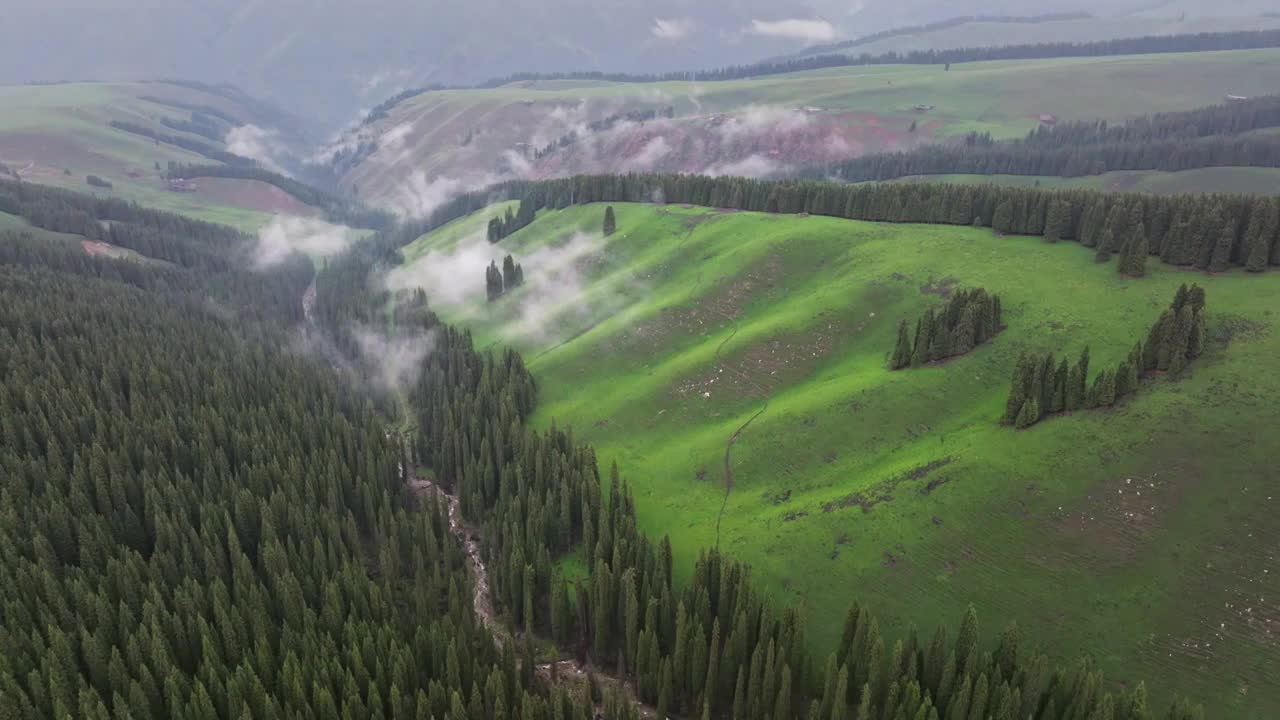 新疆琼库什台后山视频素材