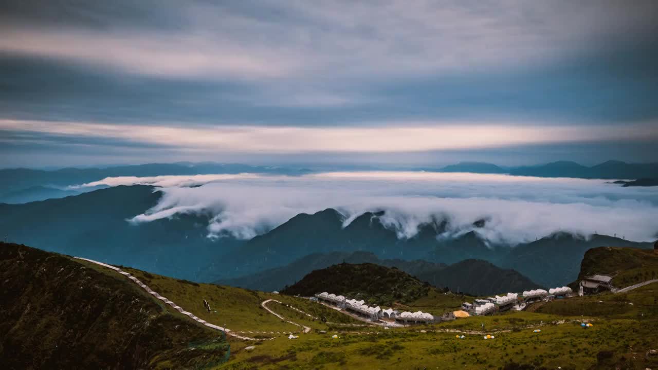 四川牛背山日出云海延时摄影大气风景视频素材