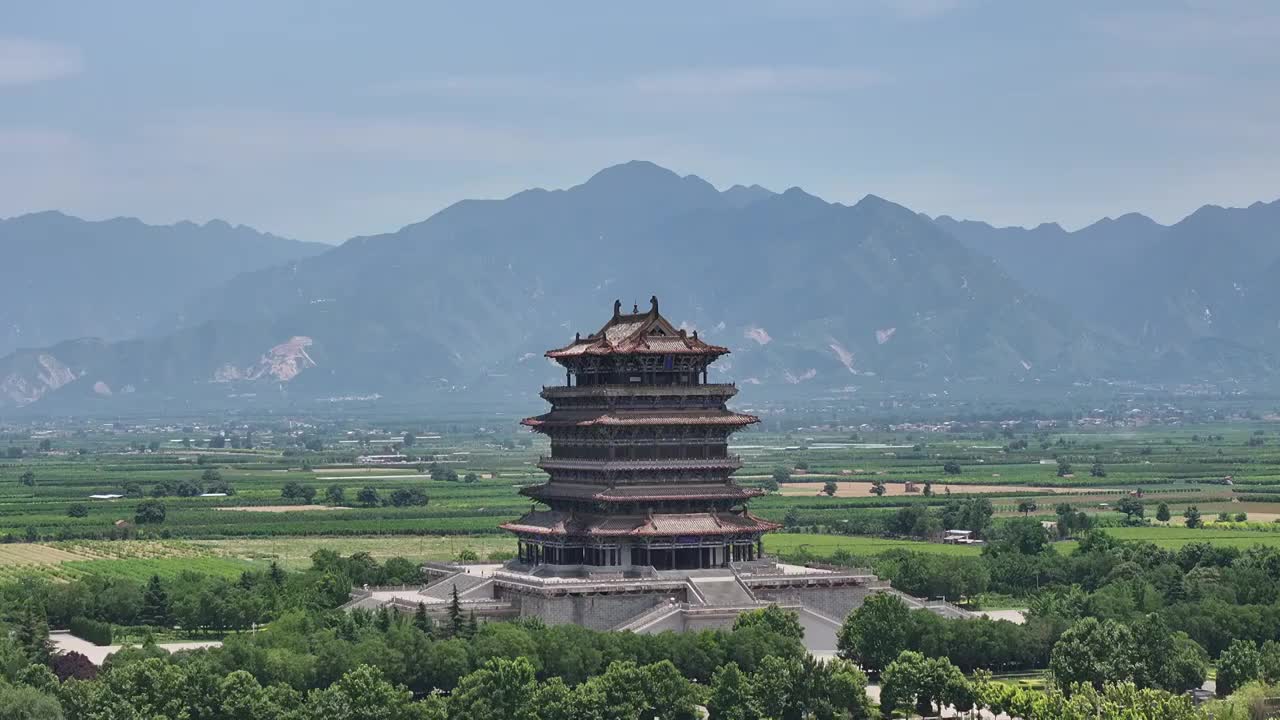 中国古代四大名楼，山西省运城市永济市蒲州镇——鹳雀楼，夏季航拍视频素材