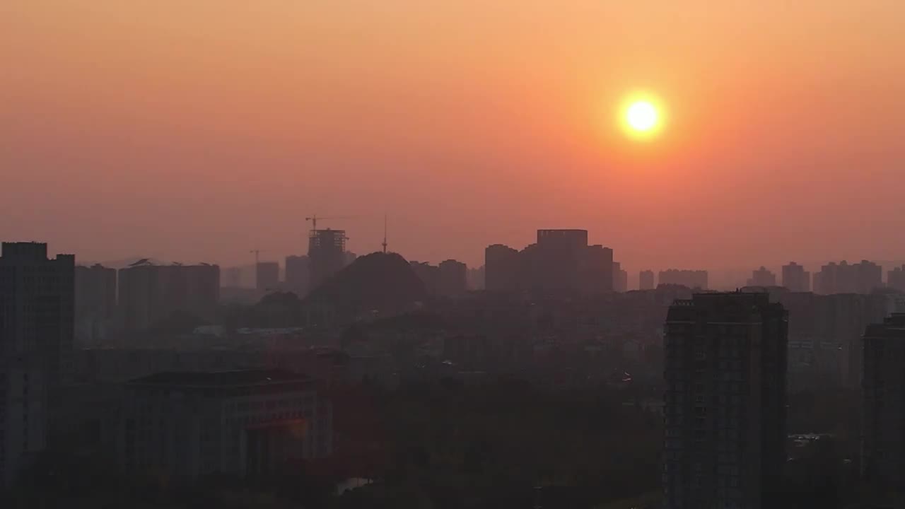 航拍贵阳观山湖区日落城市风光视频素材