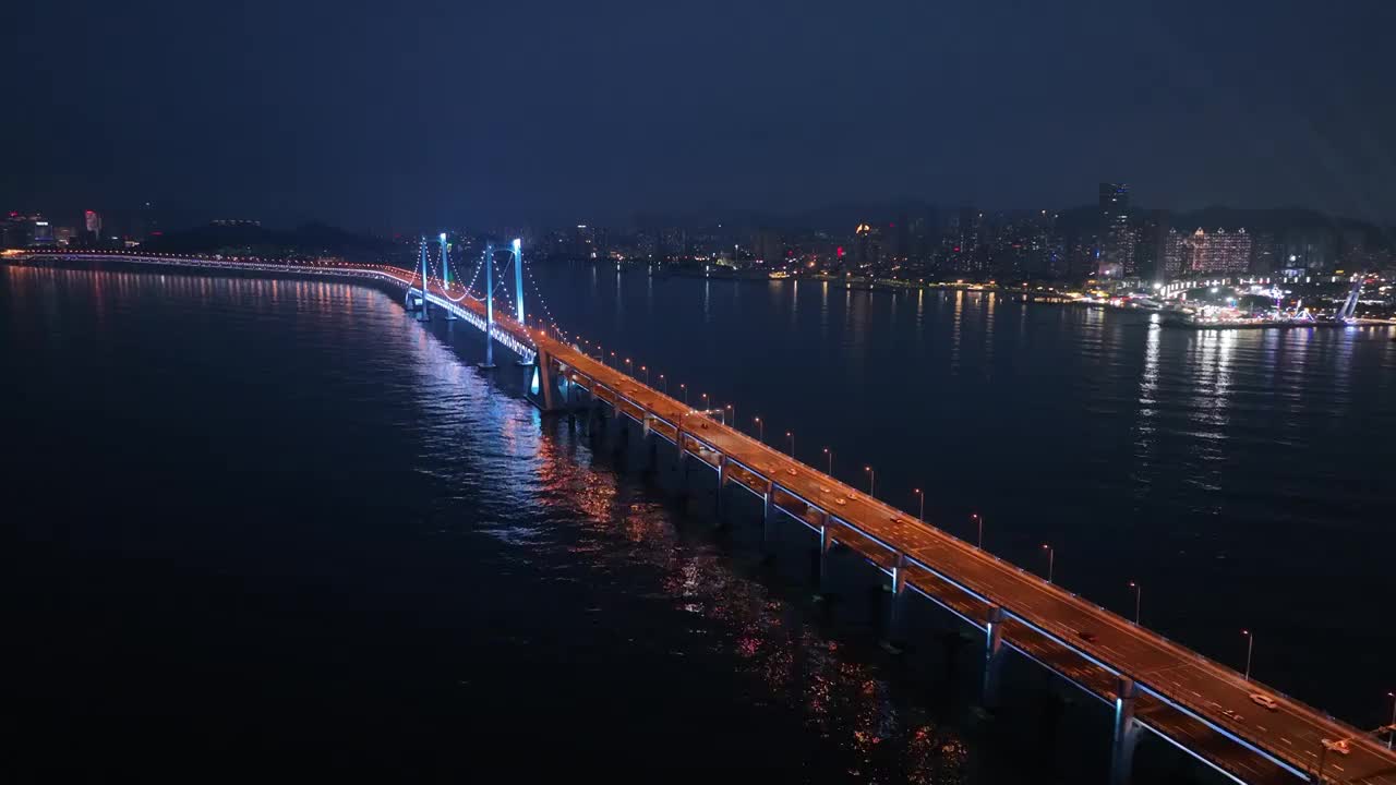 辽宁大连星海湾大桥夜景视频素材