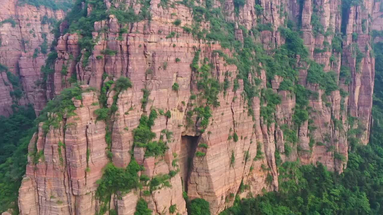 中国太行山层岩，页岩地质视频素材