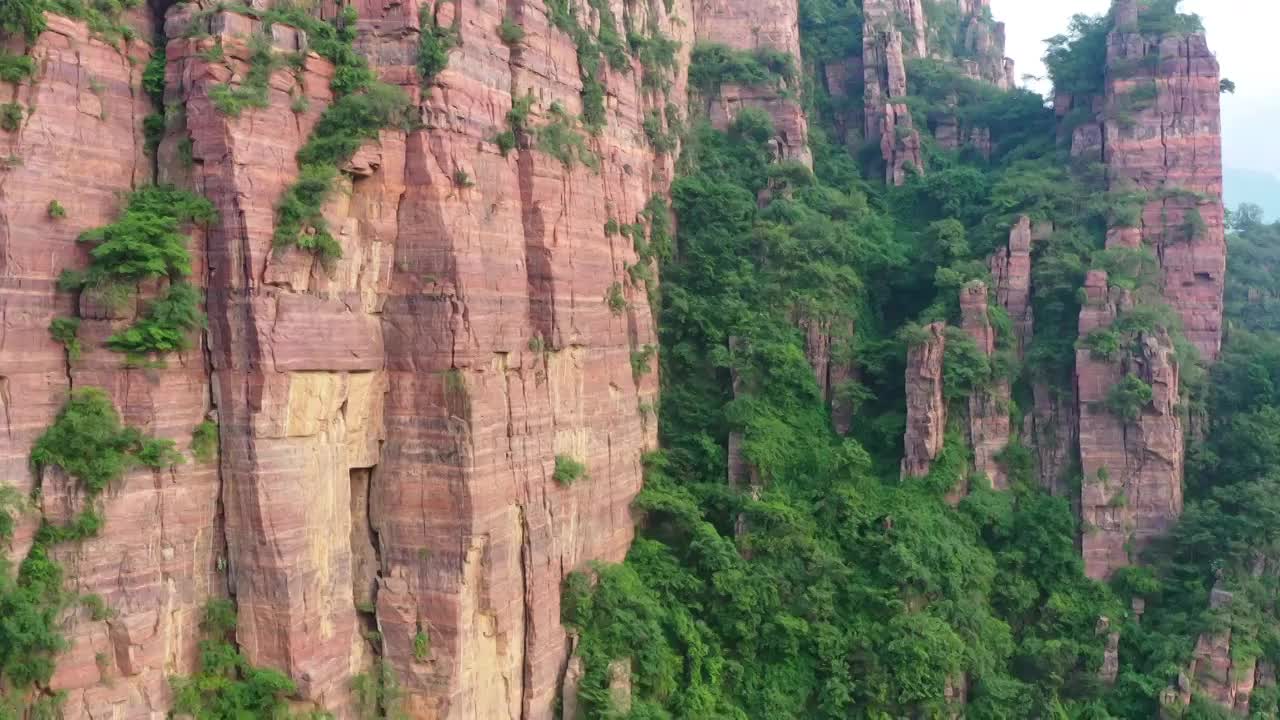 中国太行山层岩，页岩地质视频素材