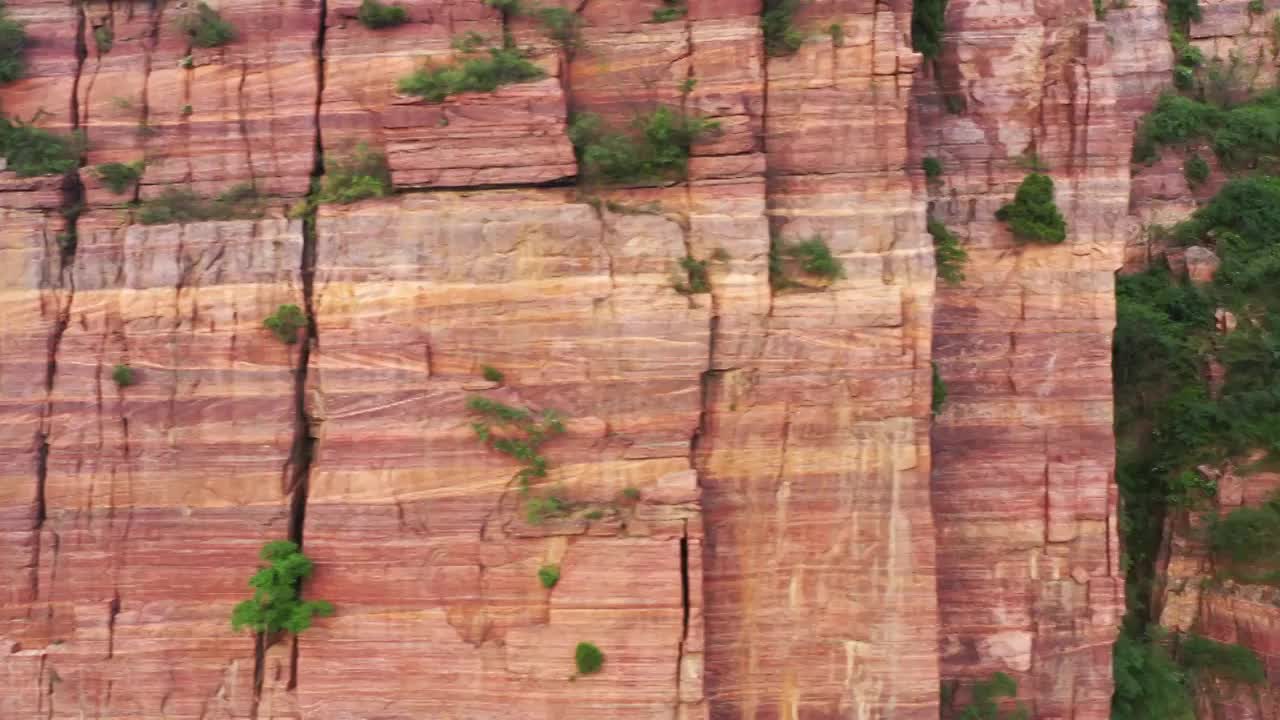 中国太行山层岩，页岩地质视频素材