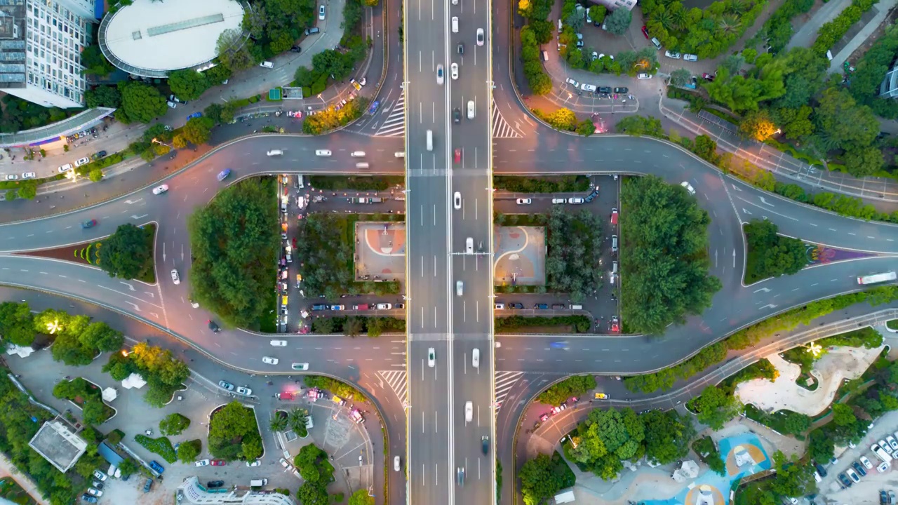 航拍十字路口夜景视频下载