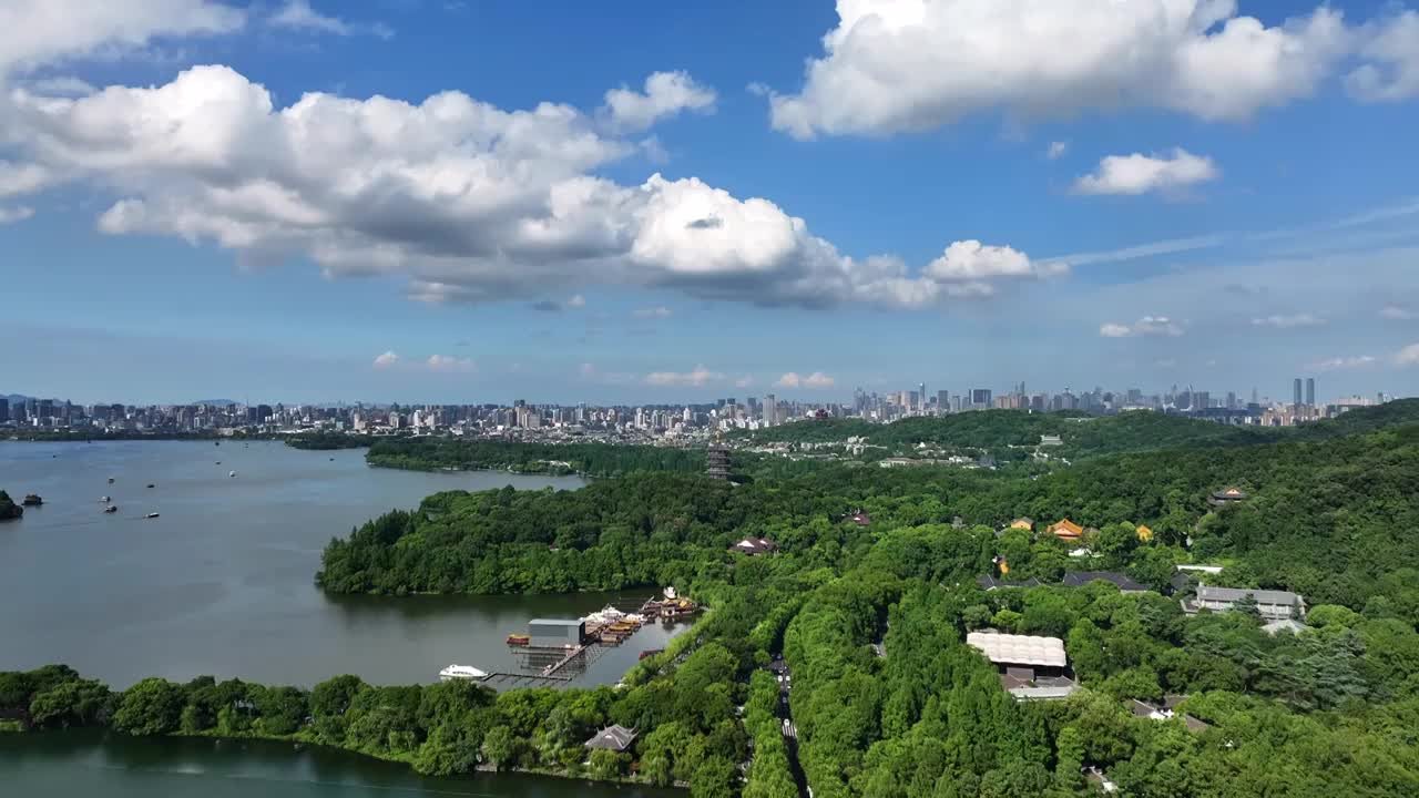 杭州西湖夏季风景蓝天白云视频素材