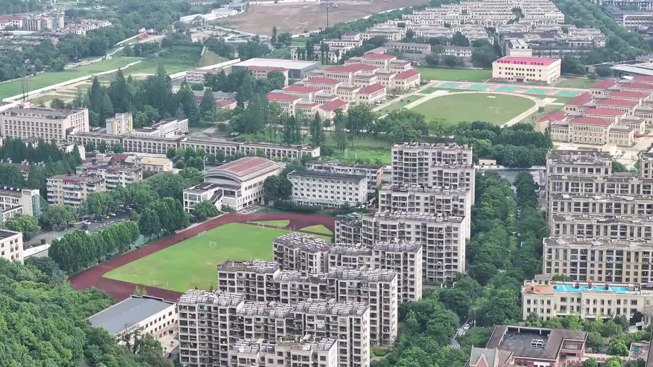 航拍杭州市西湖高级中学视频素材