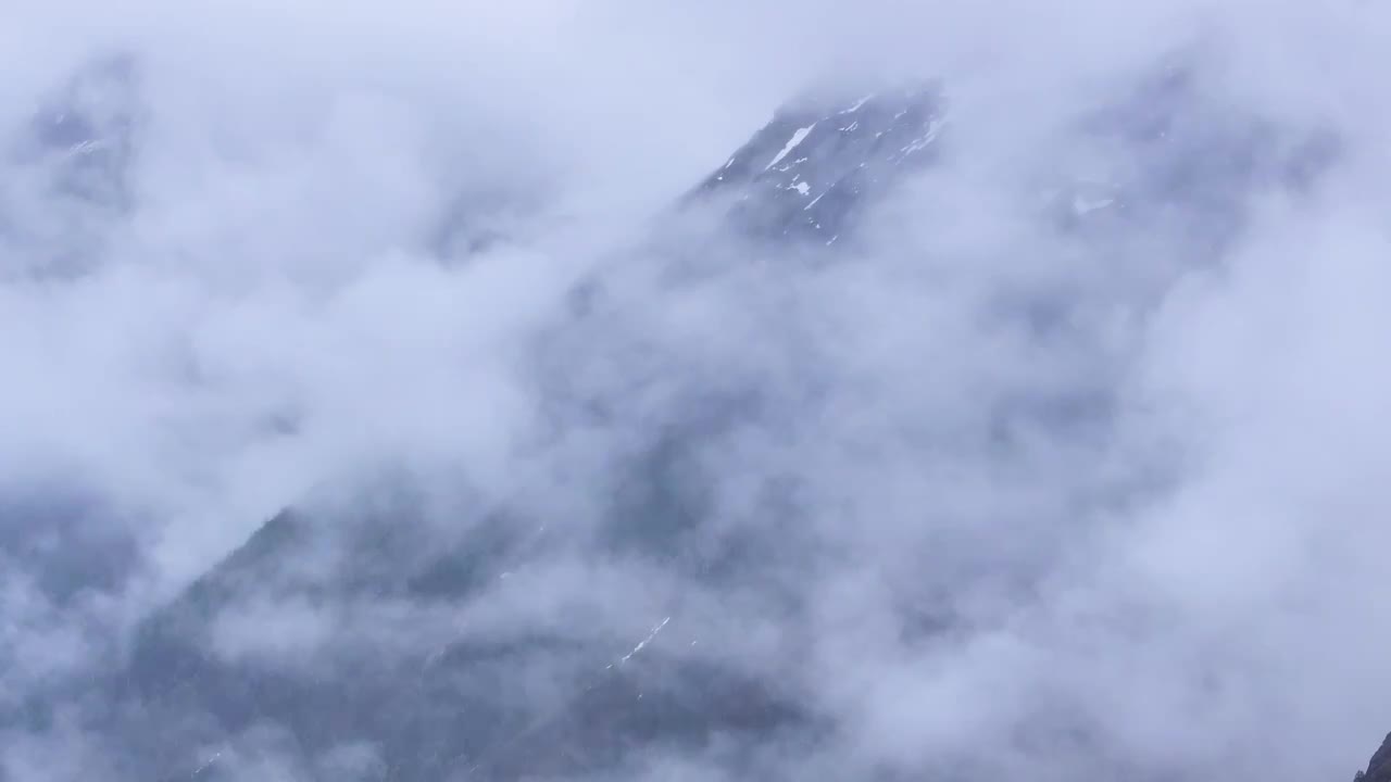 4K航拍川西阿坝州毕棚沟风光美景视频素材