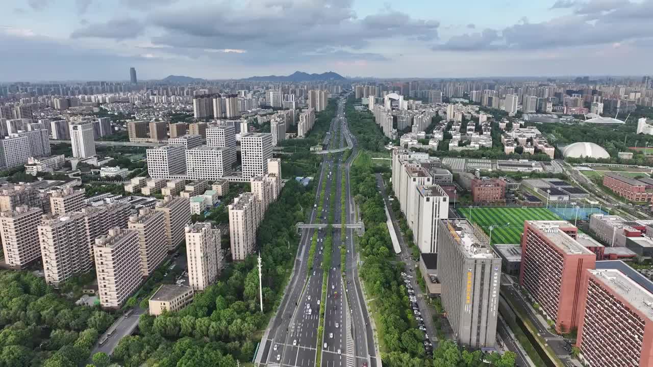 中国杭州留石高架路繁忙城市航拍视频素材