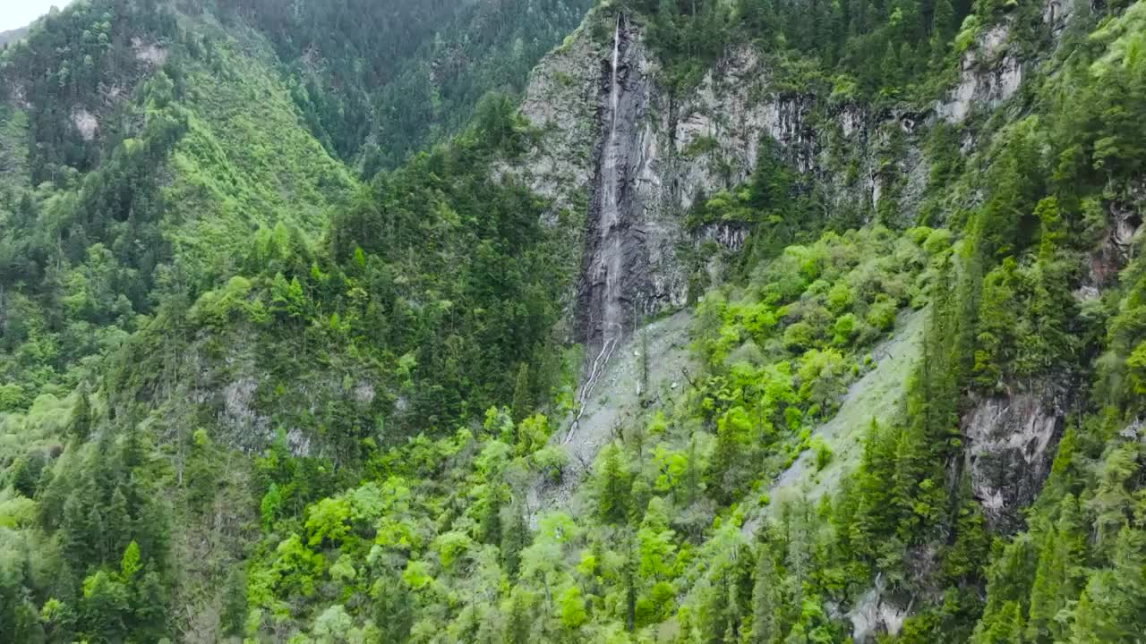 4K航拍川西阿坝州毕棚沟风光美景视频素材