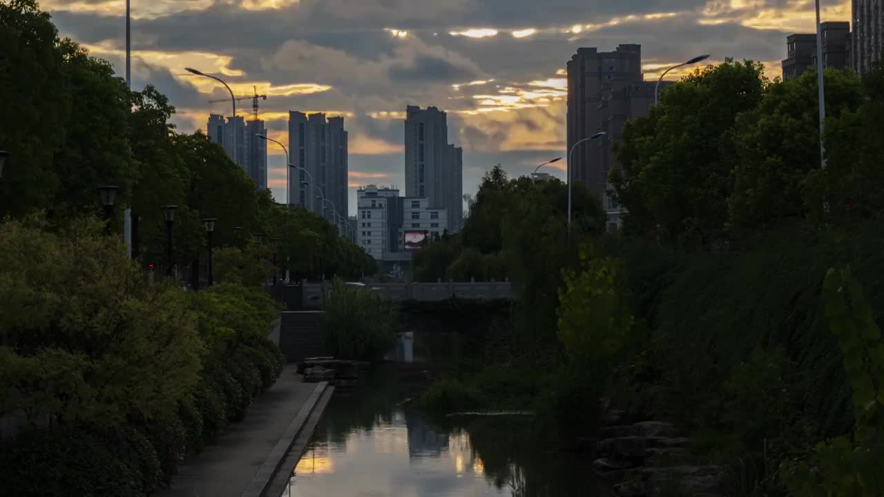 城市晚霞日落视频素材