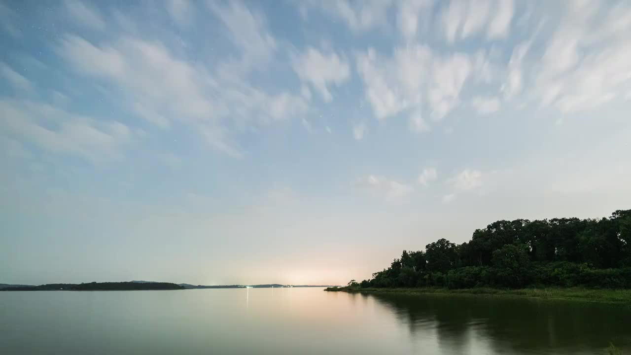 湖北武汉梁子湖湖边银河延时视频下载