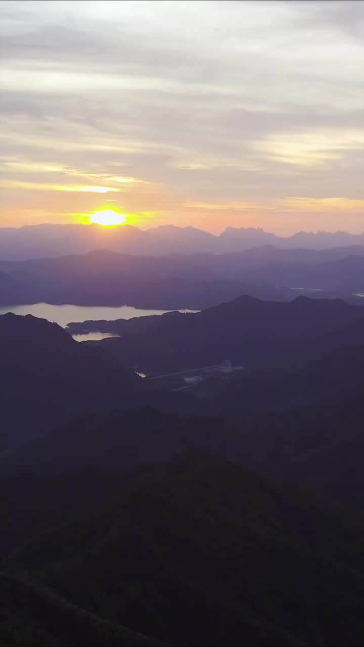 傍晚日落江山竖屏视频素材