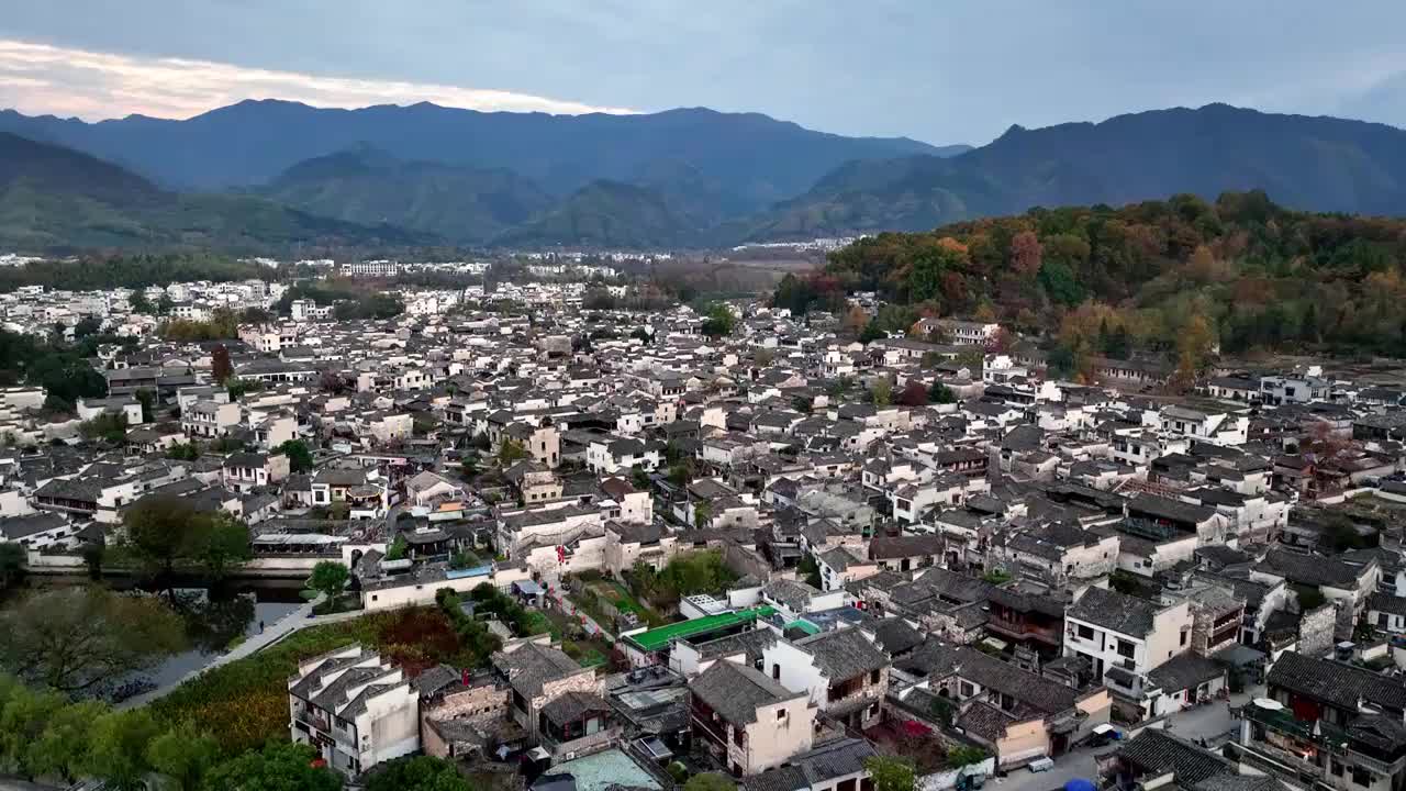 安徽黄山宏村秋色视频素材