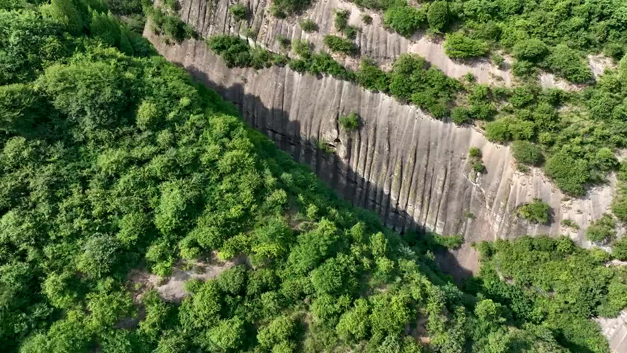 宝鸡麦垛山一线天视频素材