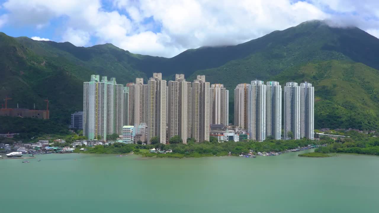 香港离岛海边海洋区域高楼水平视角视频素材