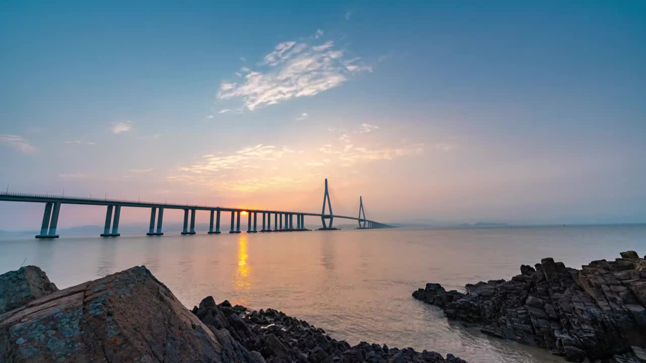 宁波象山港大桥日落日转夜延时视频素材