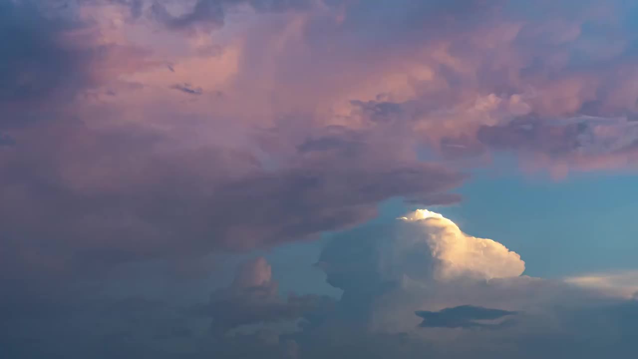 晚霞闪电积雨云天空视频素材